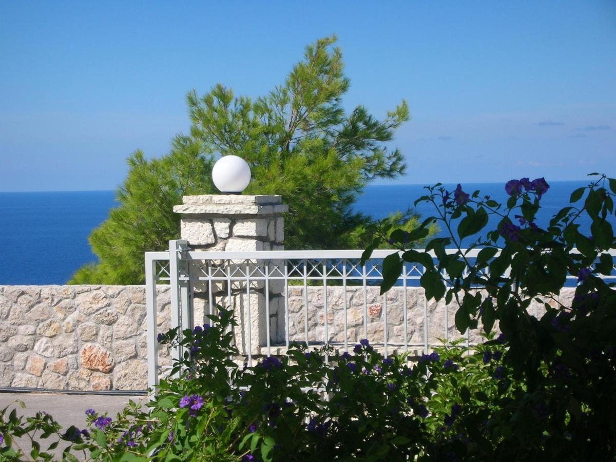 Deep Blue Villa Agios Nikitas Exterior photo